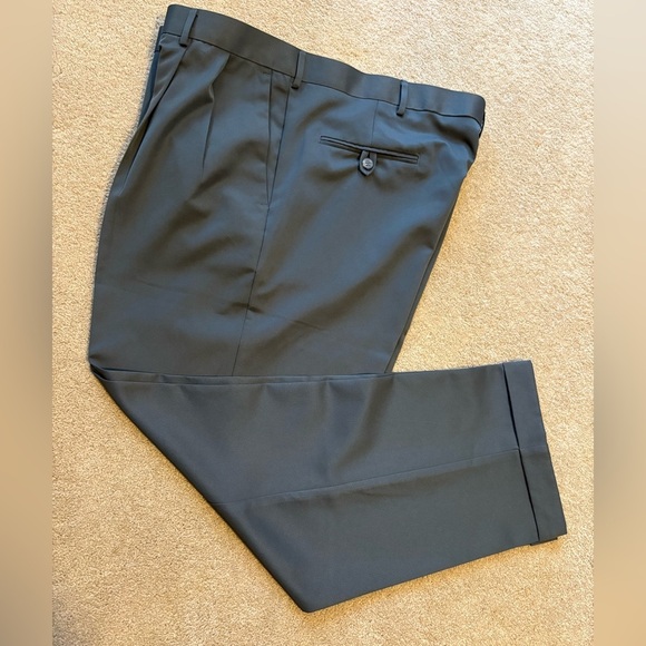Dockers Other - Dockers Premium Pleated Relaxed Fit Cuffed Dark Gray Mens Dress Pants 40x30